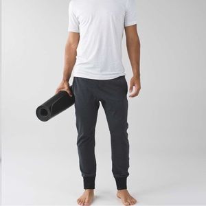 LULULEMON grey anti-gravity pant